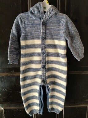 Onepiece Baby Hoodie Size 6 Months